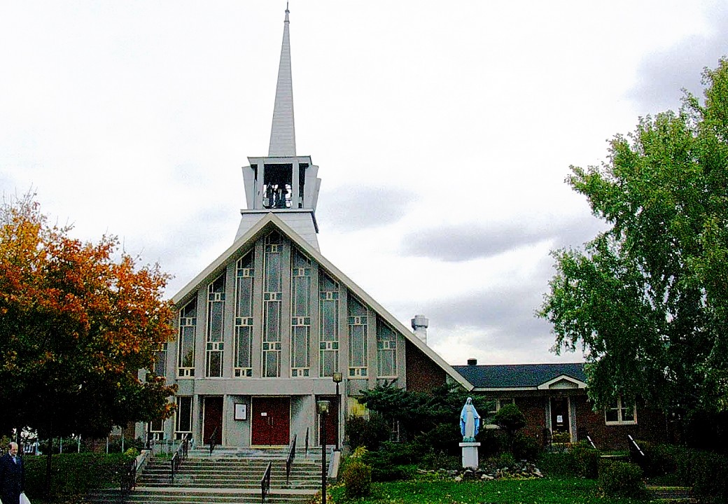 NotreDamedeGrâces, Église catholique à Longueuil